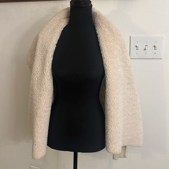 Chelsea & Theodore Faux Suede, Faux Suede Open Front Sweater Cardigan, Sz. S. - Picture 6 of 10